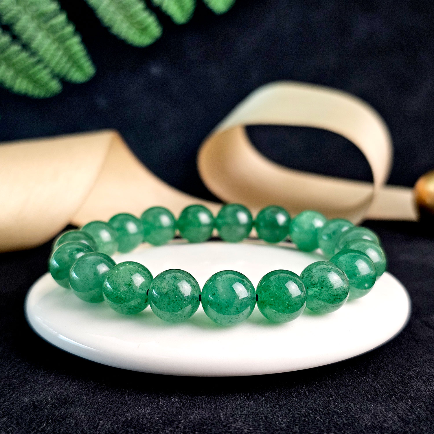 15 Jun - 10mm Green Strawberry Stone Bracelet