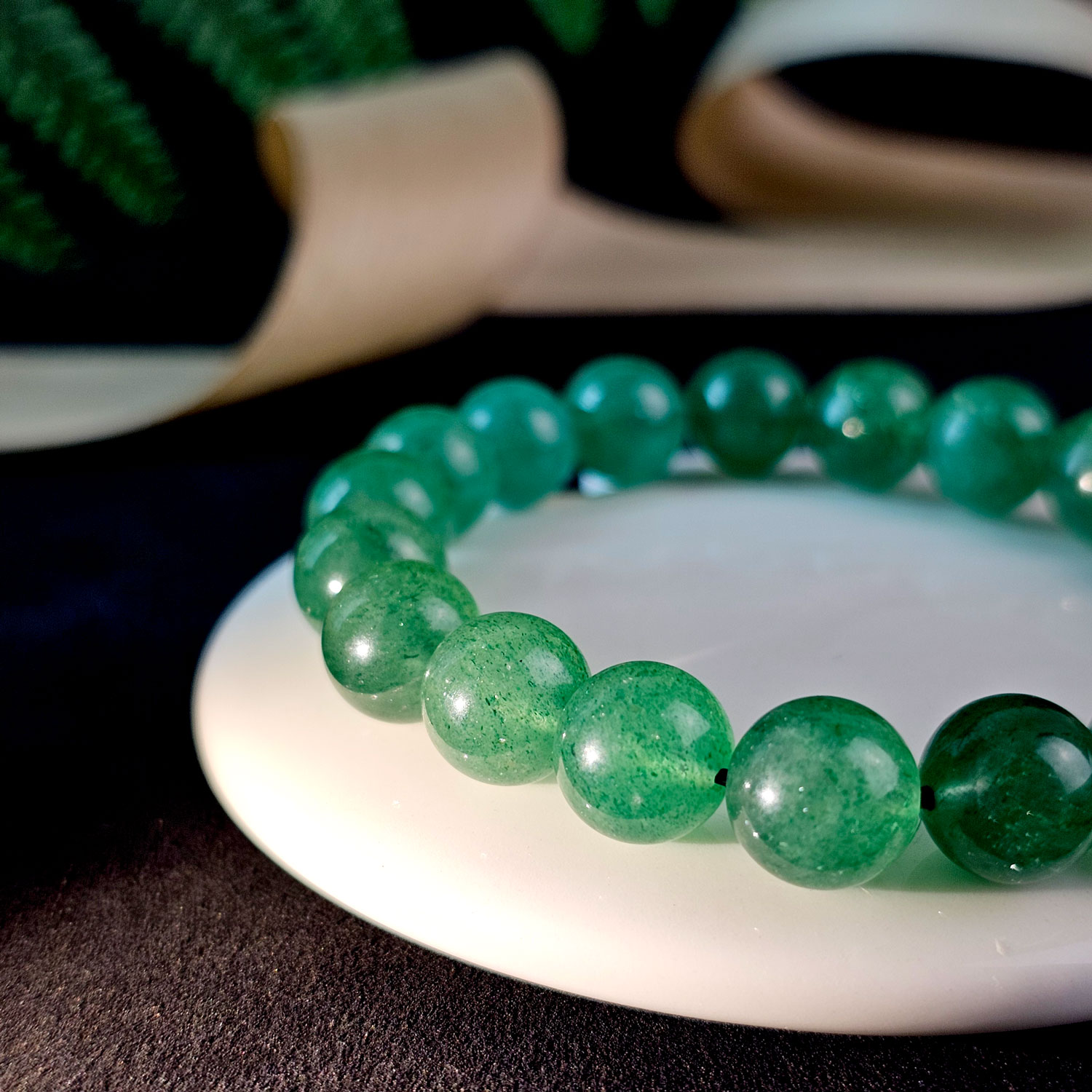15 Jun - 10mm Green Strawberry Stone Bracelet