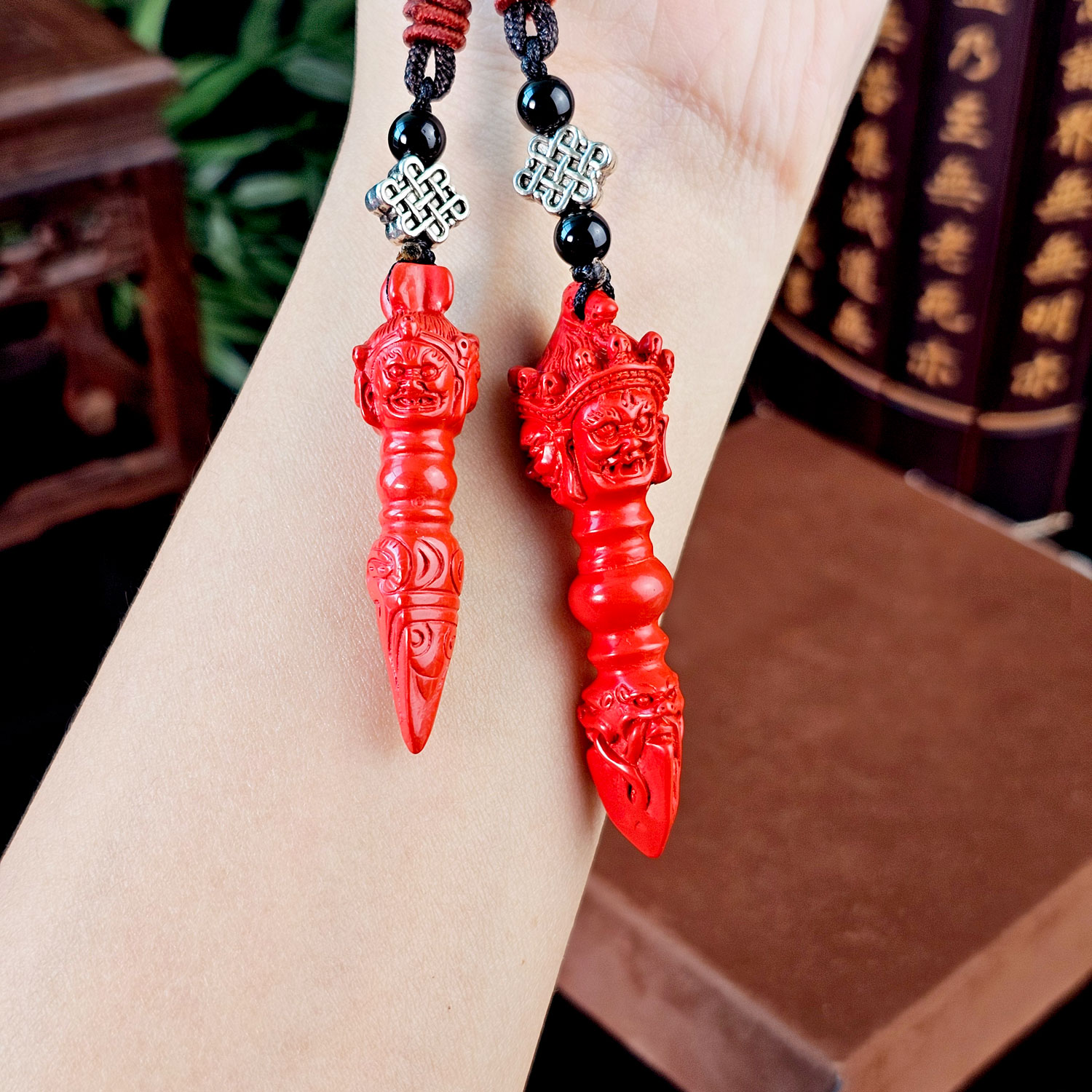 16 Jun - Cinnabar Vajra Charm