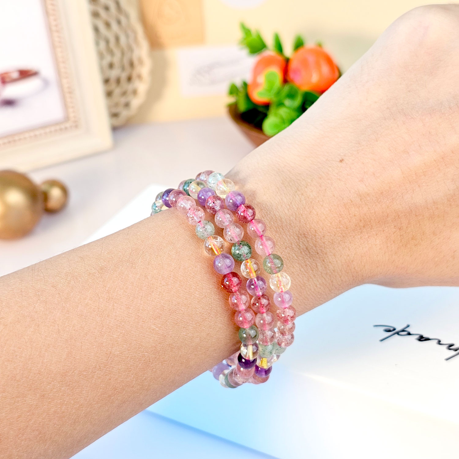 17 Jun - Strawberry Stone Rosay Bracelet