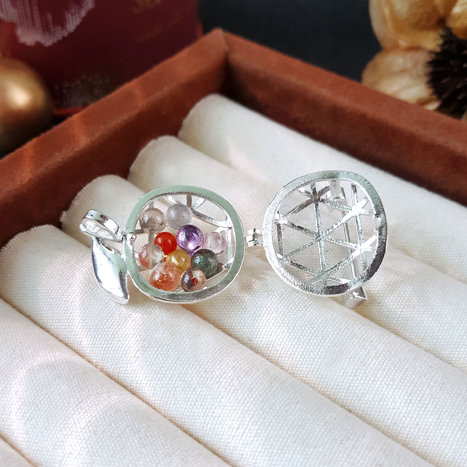 31 July - Mix Crystal Apple Pendant / Brooch