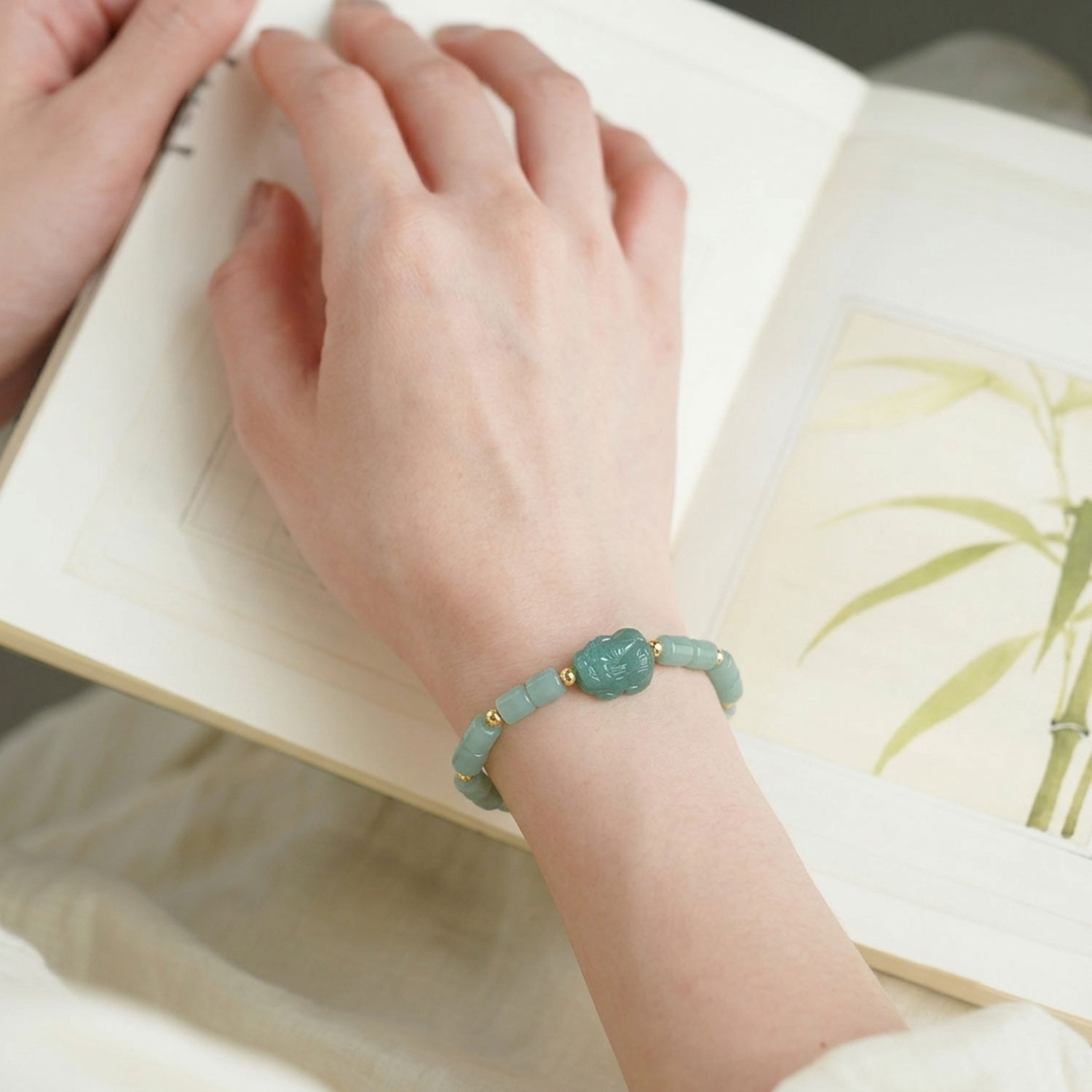 3 Aug - Jade PiXiu Design with Hook Bracelet