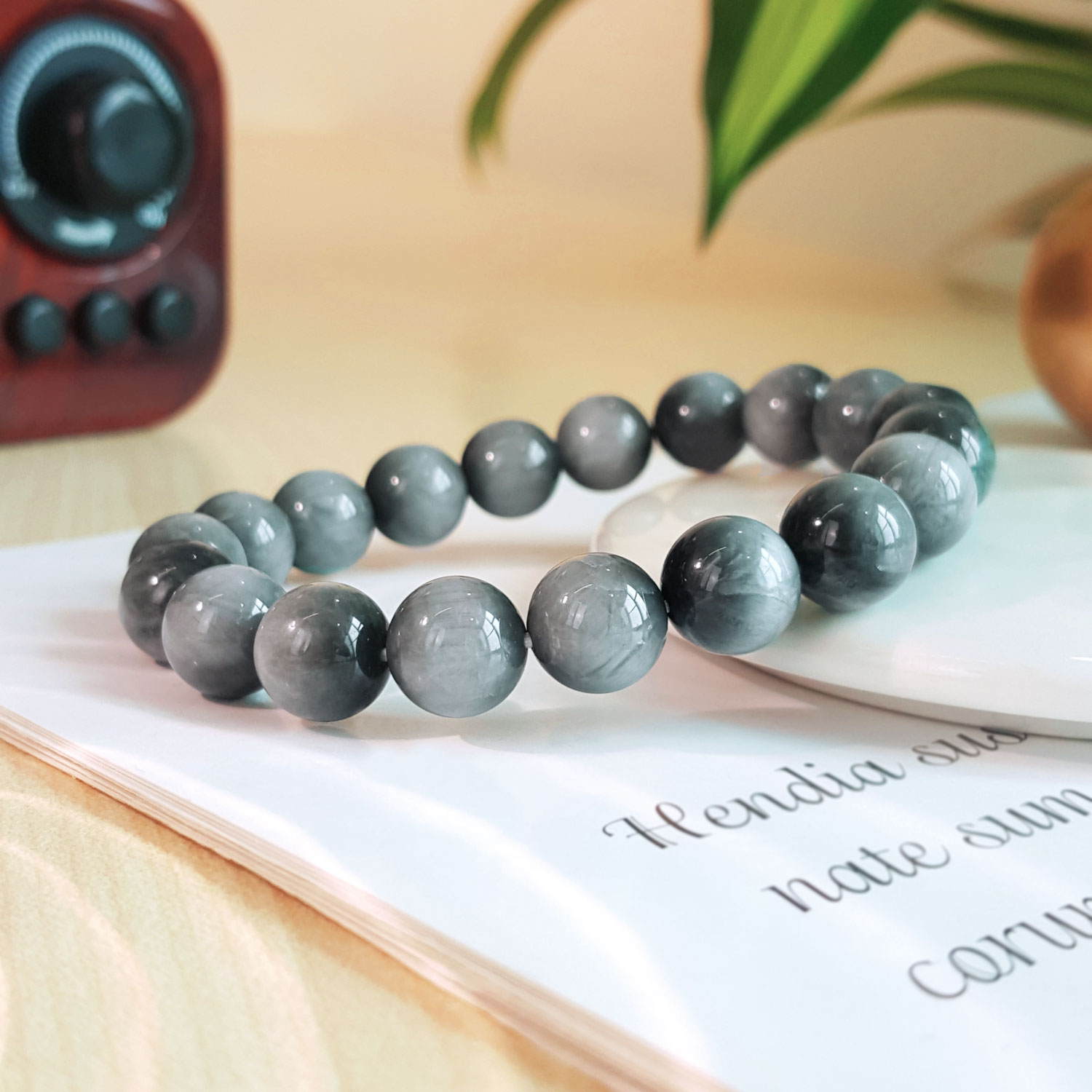 5 Aug - Eagle Eye Bracelet