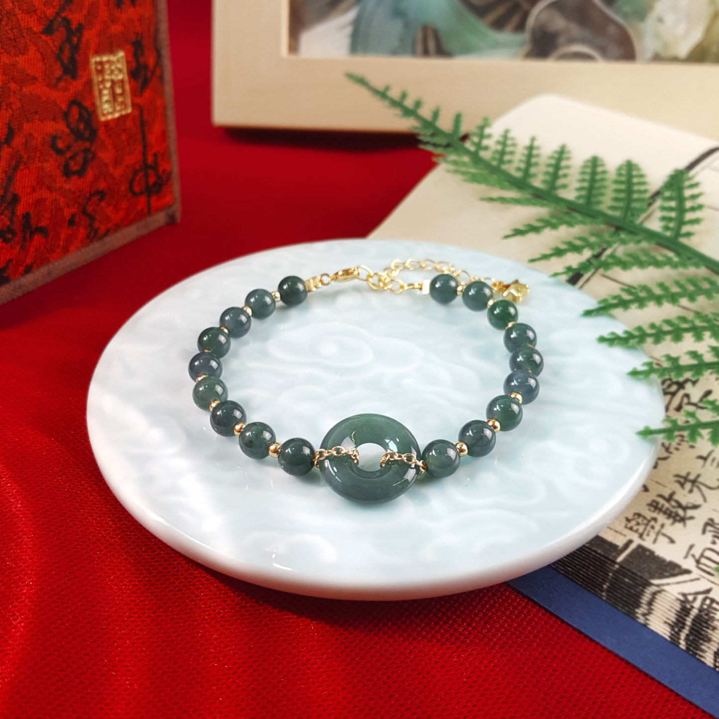 11 Aug - Jadeite And Peace Buckle Design With Hook Bracelet