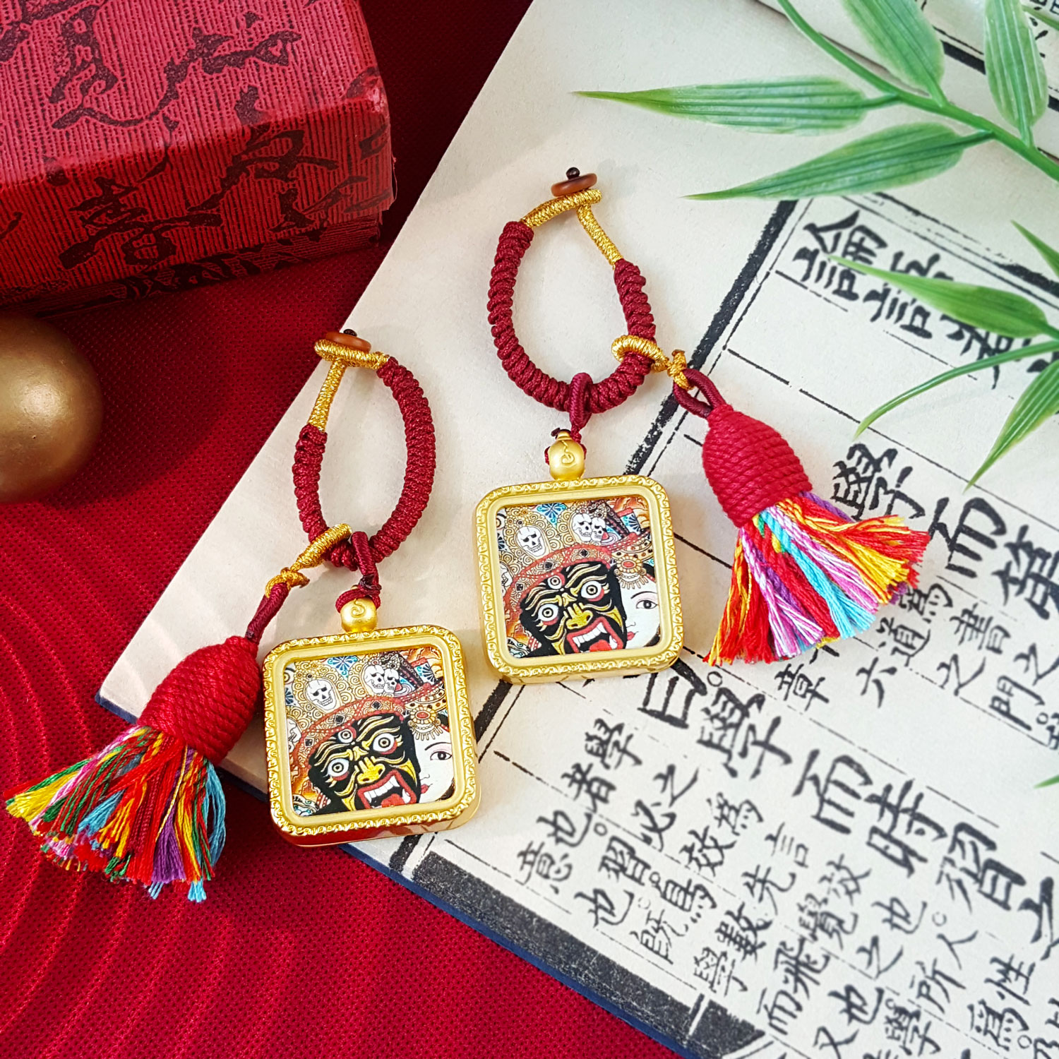 25 Aug - Zashi Lhamo Tangka Square Charm