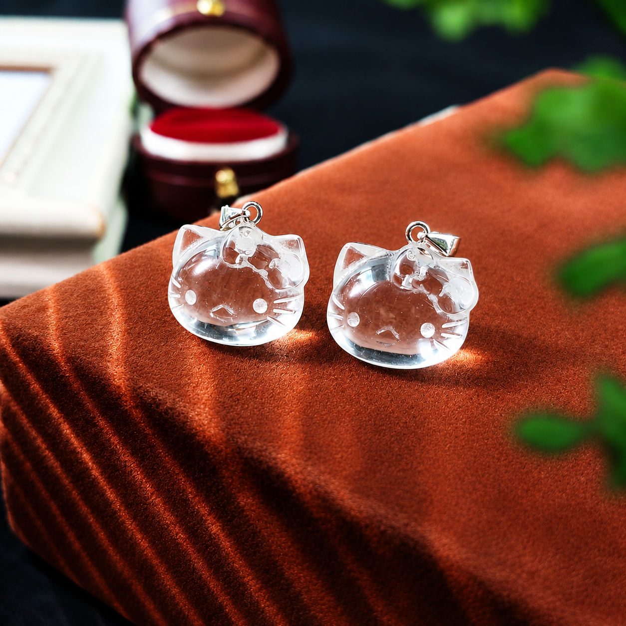 25 Sep - Clear Quartz Hello Kitty Head Charm