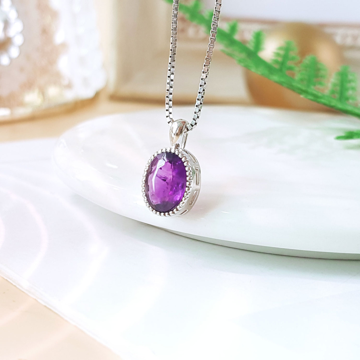 28 Sep - Oval Shape Pendant