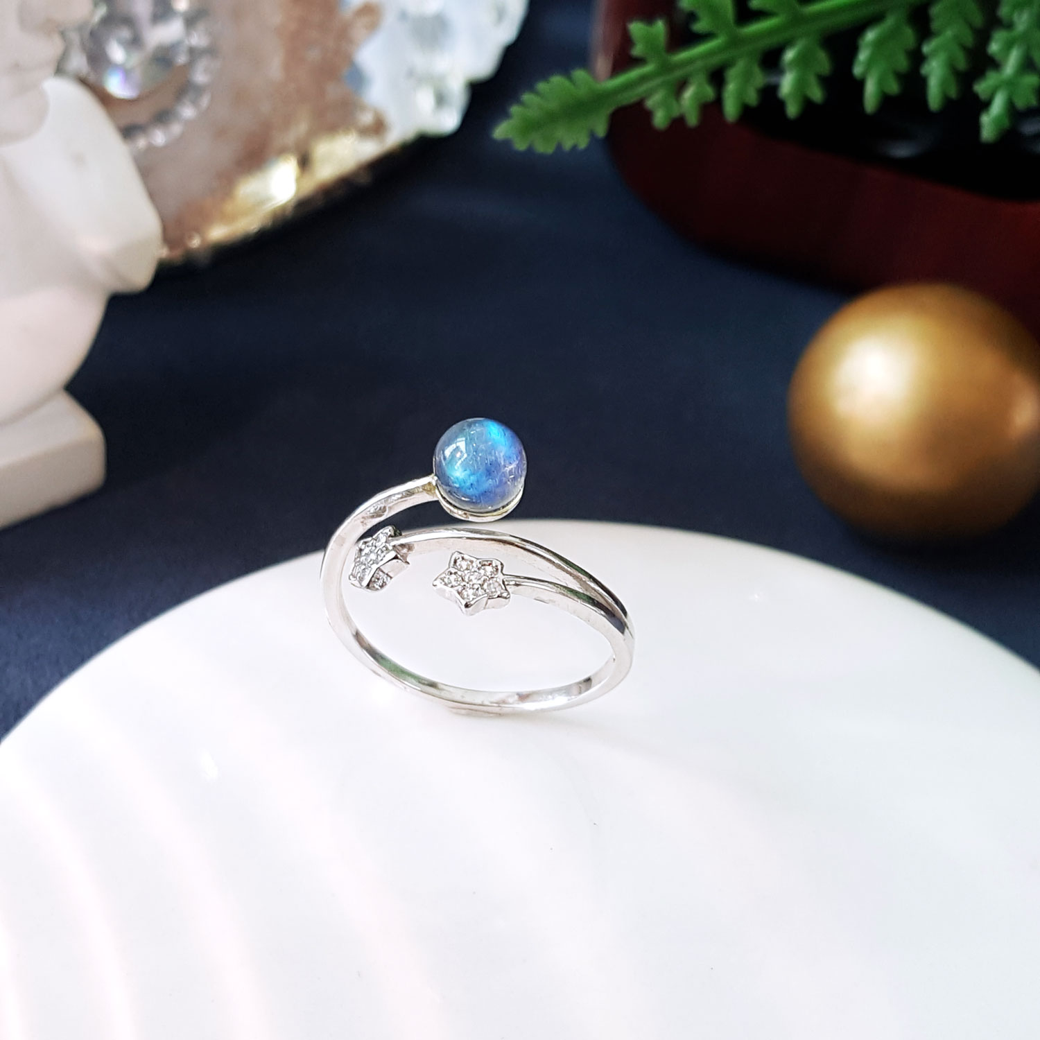 6 Oct - Labradorite Ring - Free Size