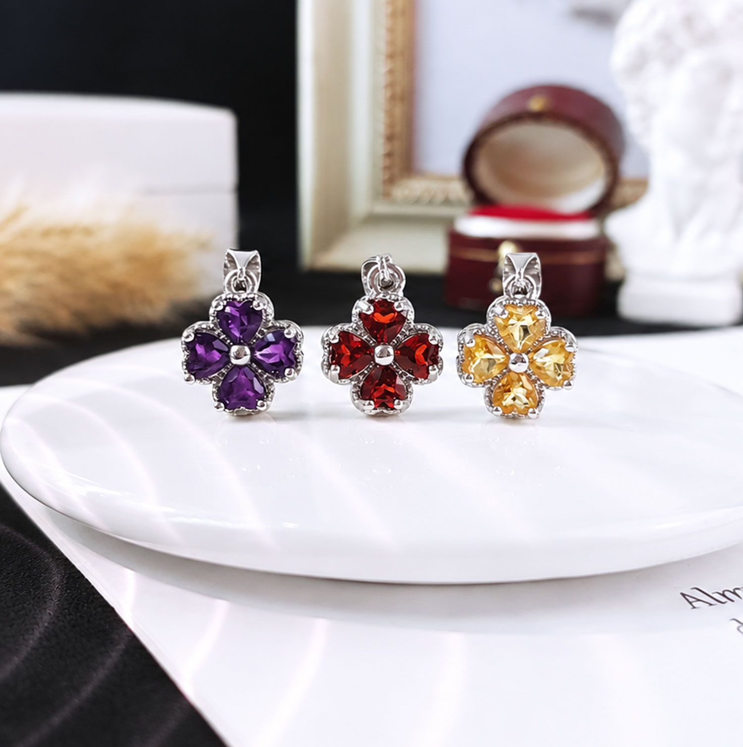 9 Oct - Crystal Love Clover Pendant
