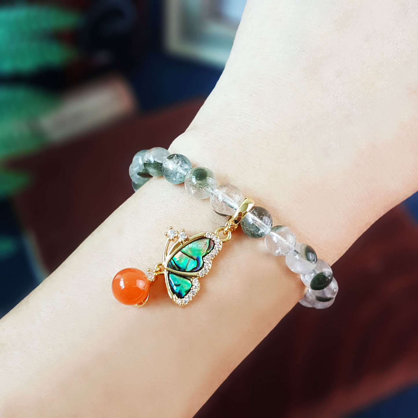14 Oct - Crystal Pendant