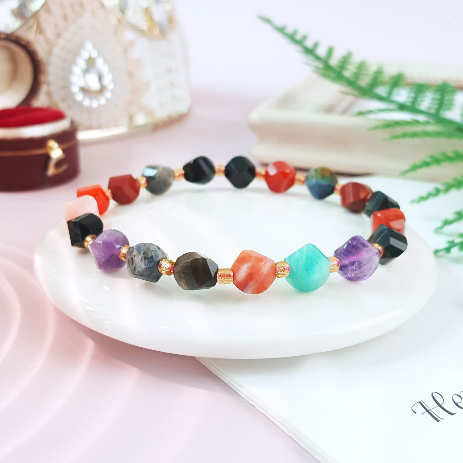15 Oct - 7mm Mix Crystal S Shape Bracelet
