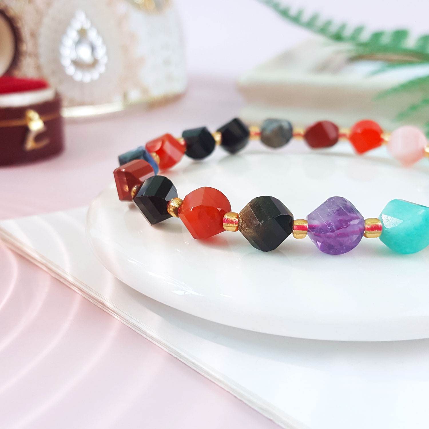 15 Oct - 7mm Mix Crystal S Shape Bracelet