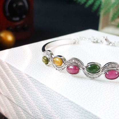 16 Oct - Colour Tourmaline Design Bangle