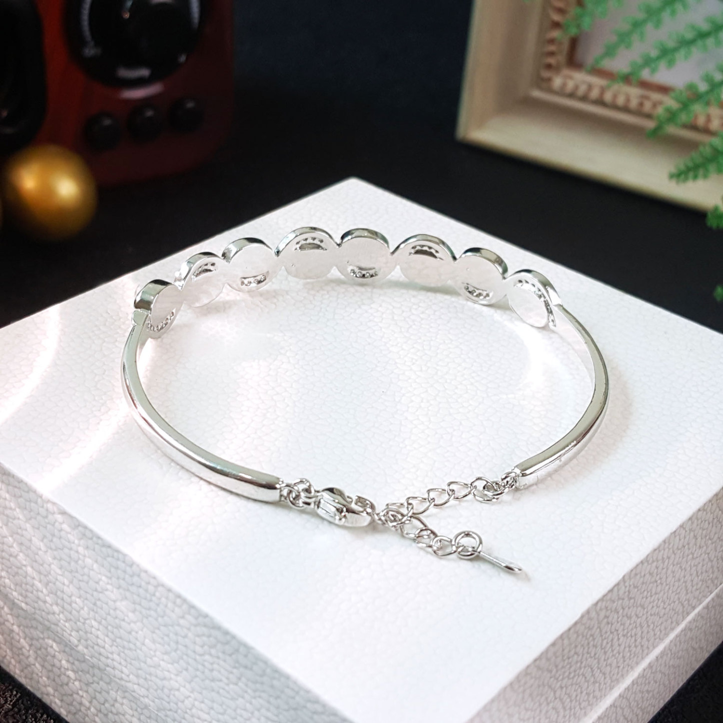 16 Oct - Colour Tourmaline Design Bangle