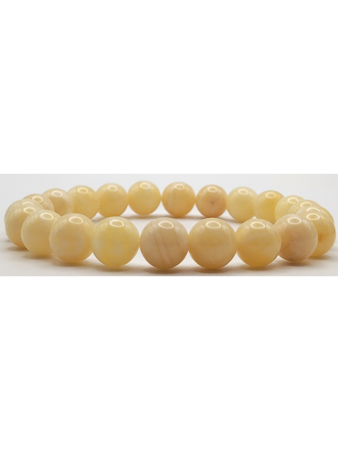 Rusia White Flower Beeswax Drum Bracelet