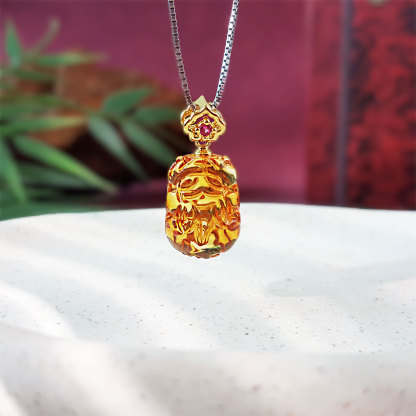 21 July - Piebald Amber Pixiu Pendant