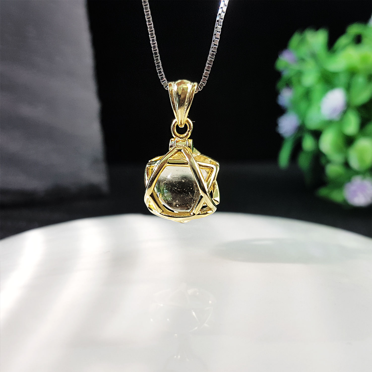Libyan Gold Desert Glass Lucky Star Pendant - Gold Frame