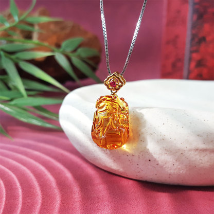 21 July - Piebald Amber Pixiu Pendant