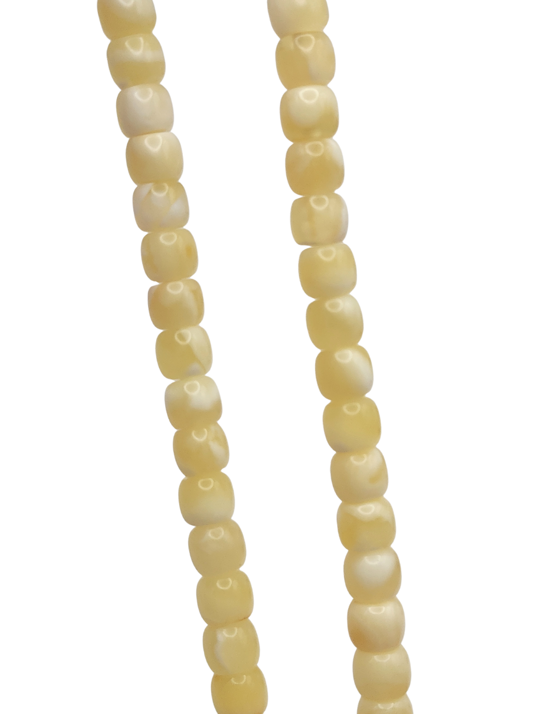 Rusia White Flower Beeswax Drum Bracelet