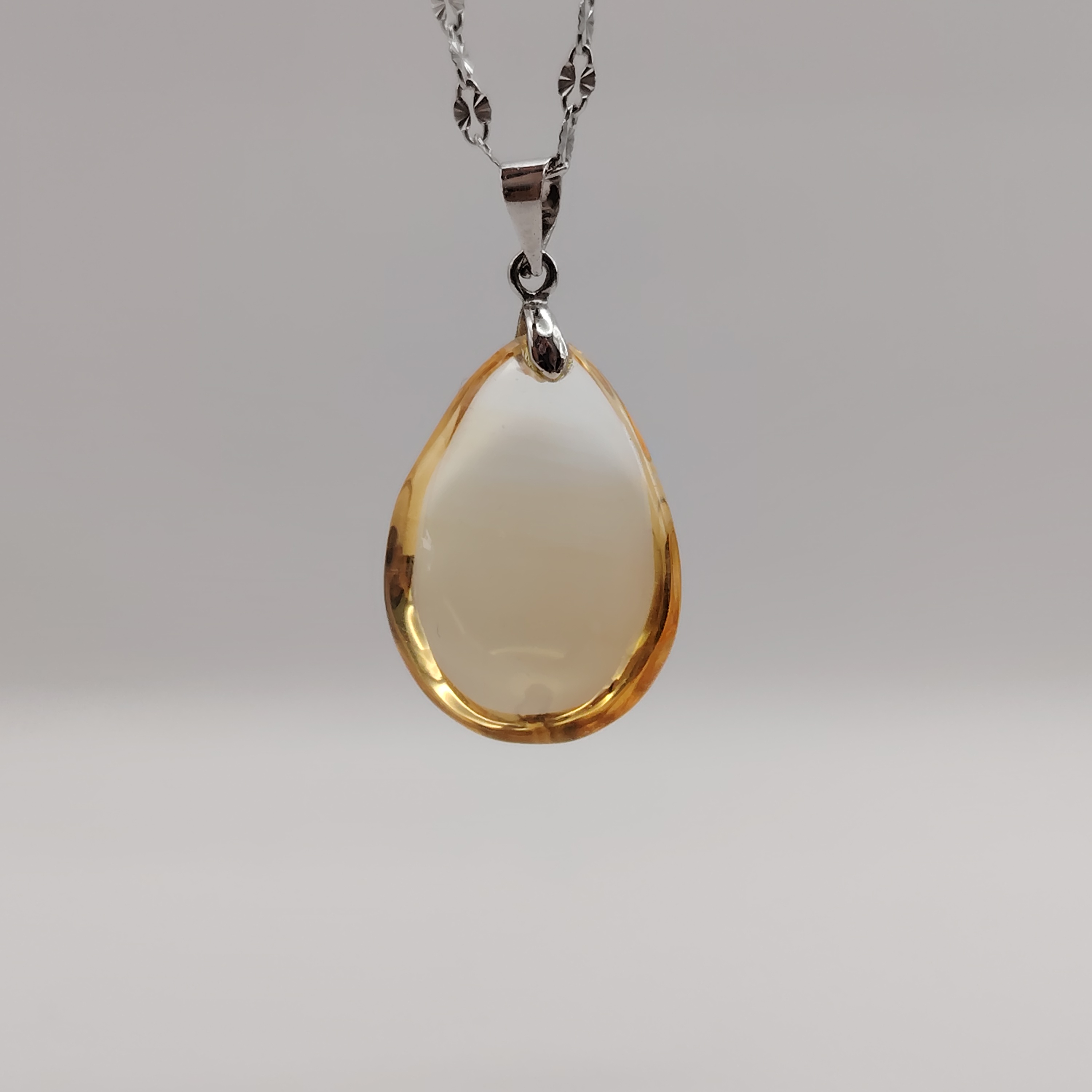Citrine Water Drop Pendant - 3.9Gm