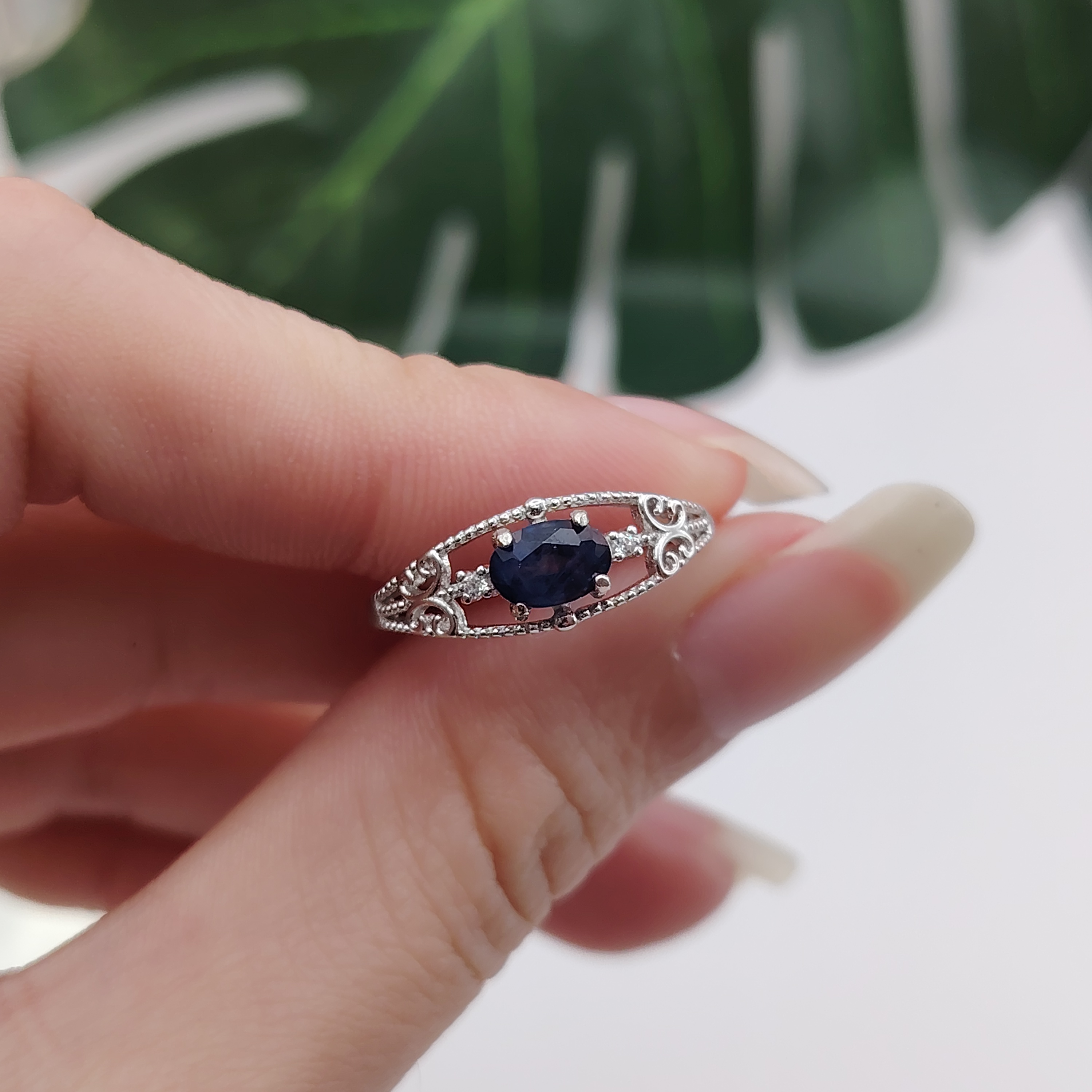 Elegent Blue Sapphire and Zircon Design Adjustable Ring