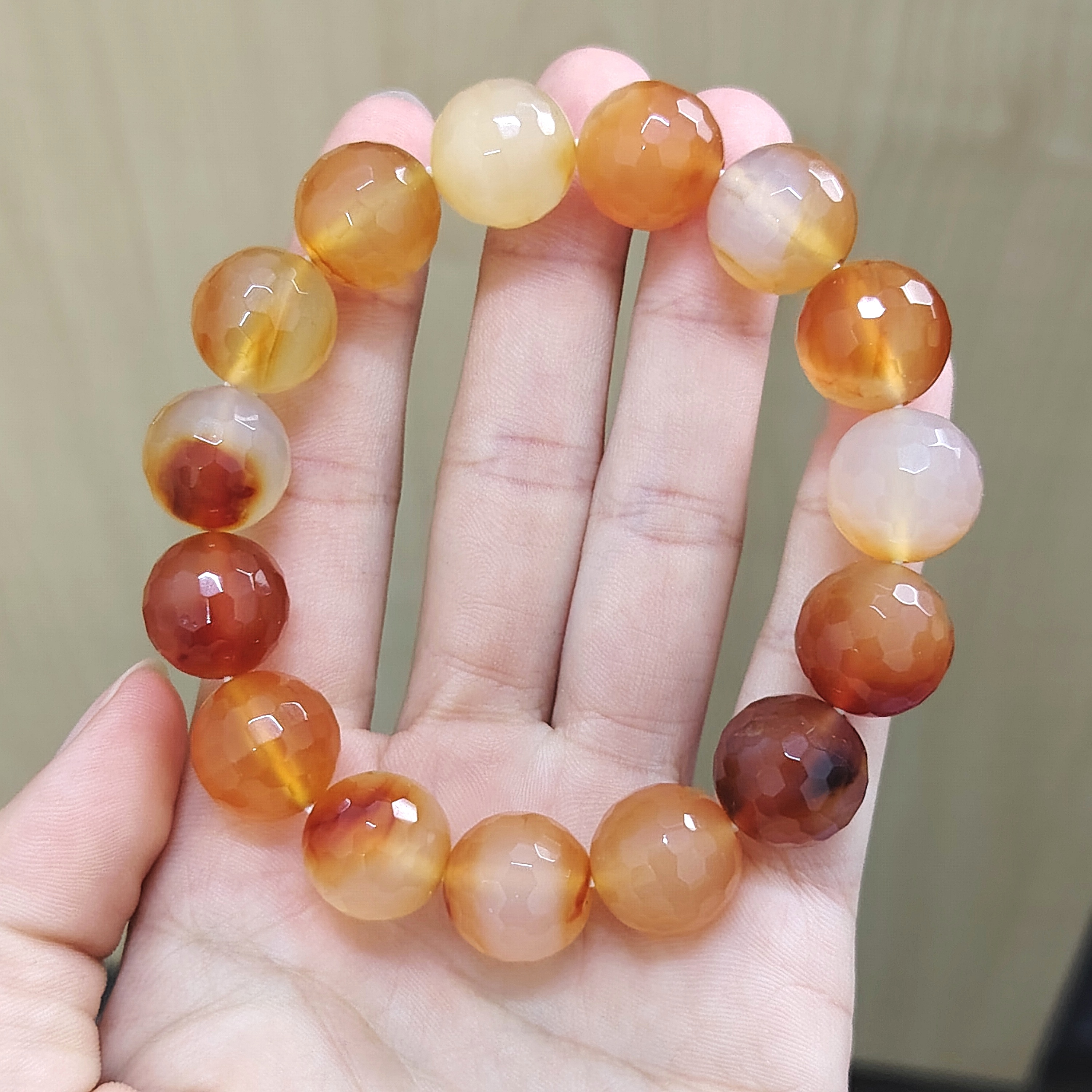 Orange Agate Cutting Bracelet
