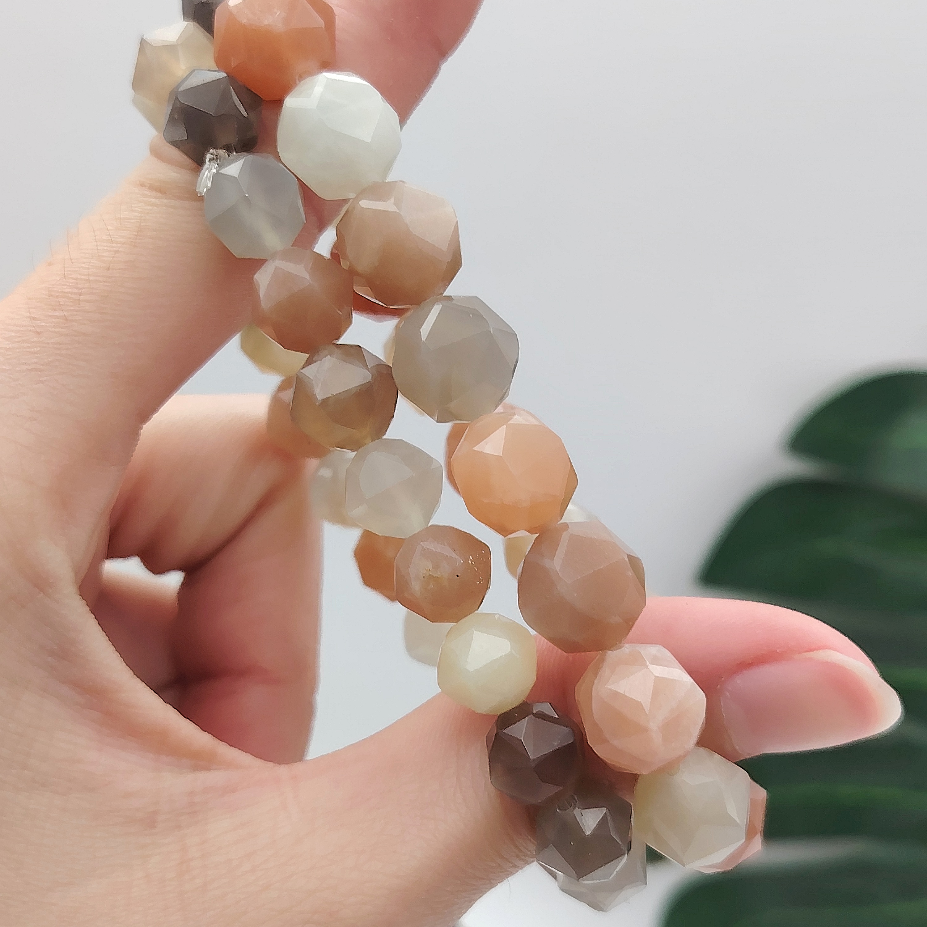 Mixed Moonstone Cutting Bracelet