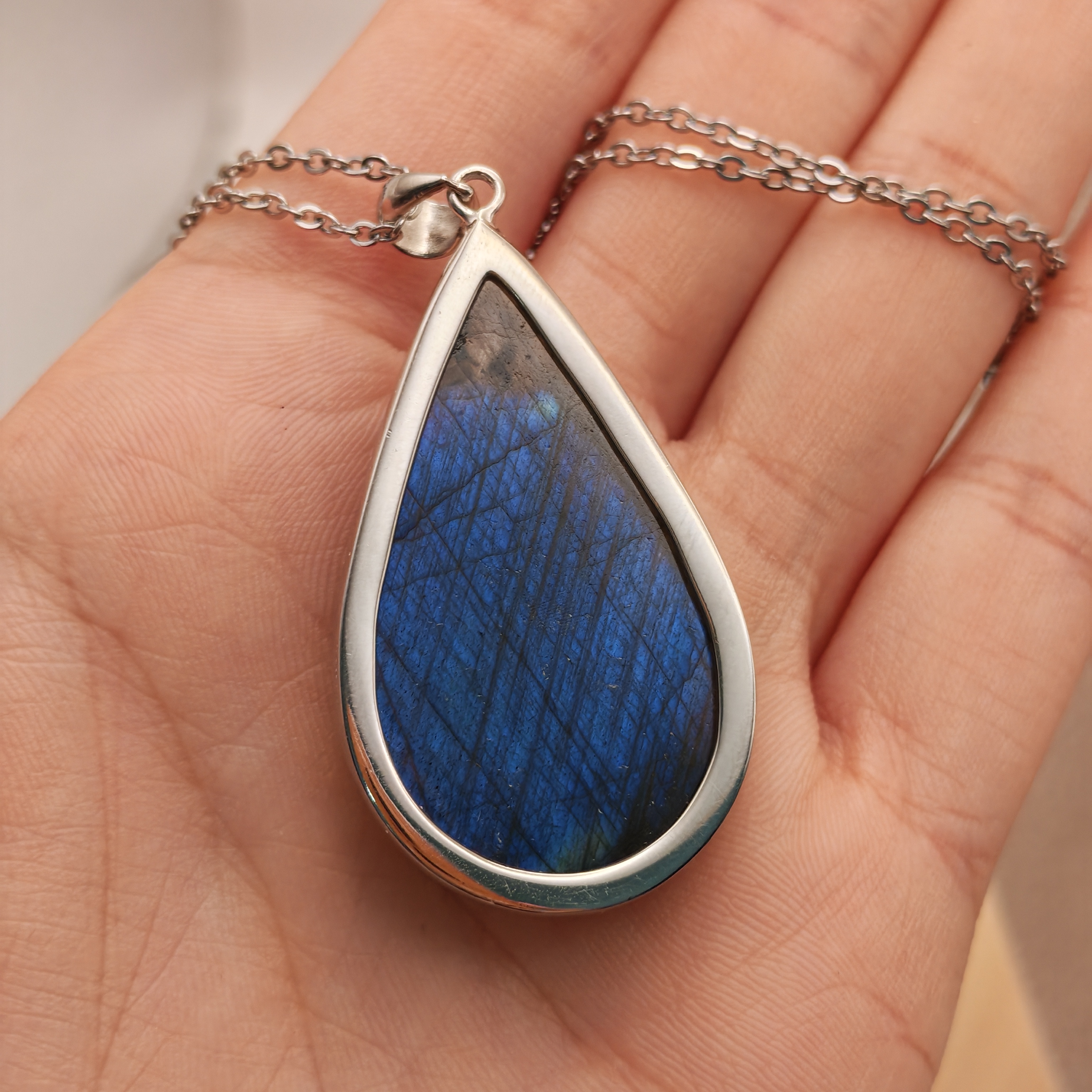 High Grade Blue Shine Labradorite Water Drop Pendant (925)