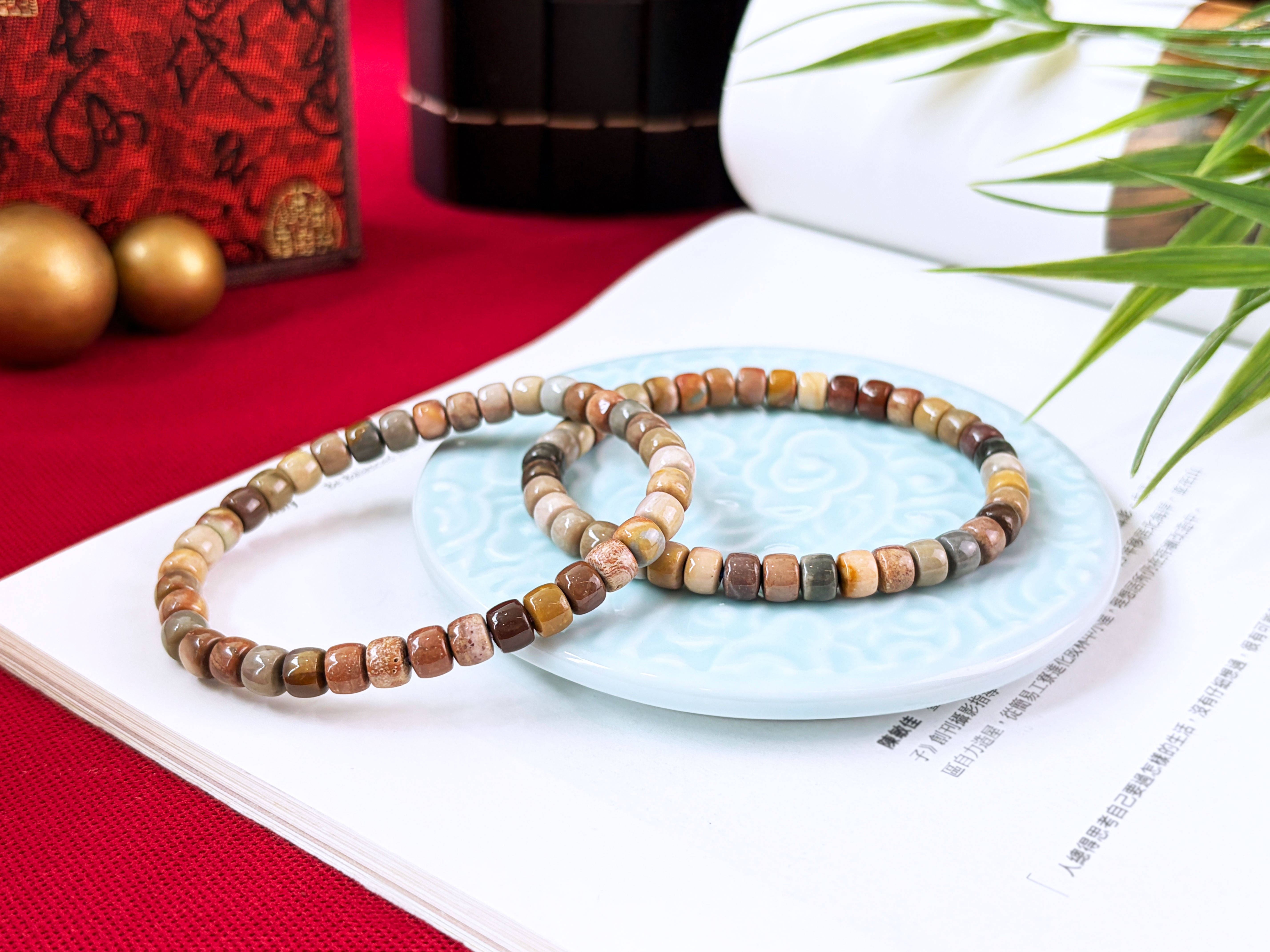 20 Oct - Alashan Agate Stacked Bead Bracelet