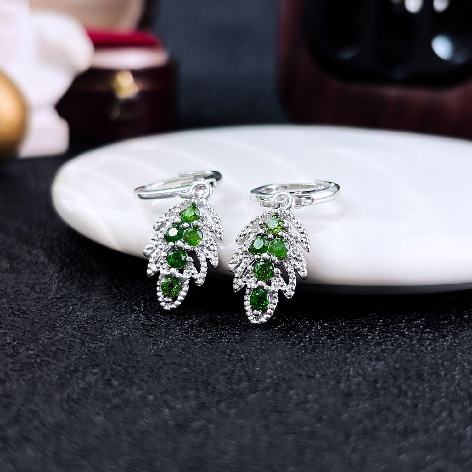 21 Oct - Chrome Diopside Leaf Design Earring