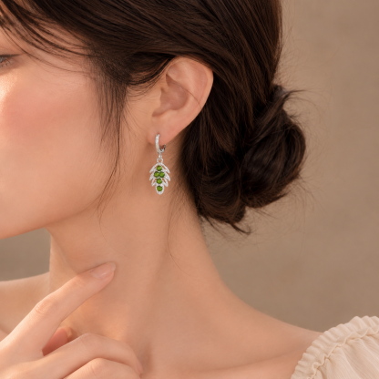 21 Oct - Chrome Diopside Leaf Design Earring