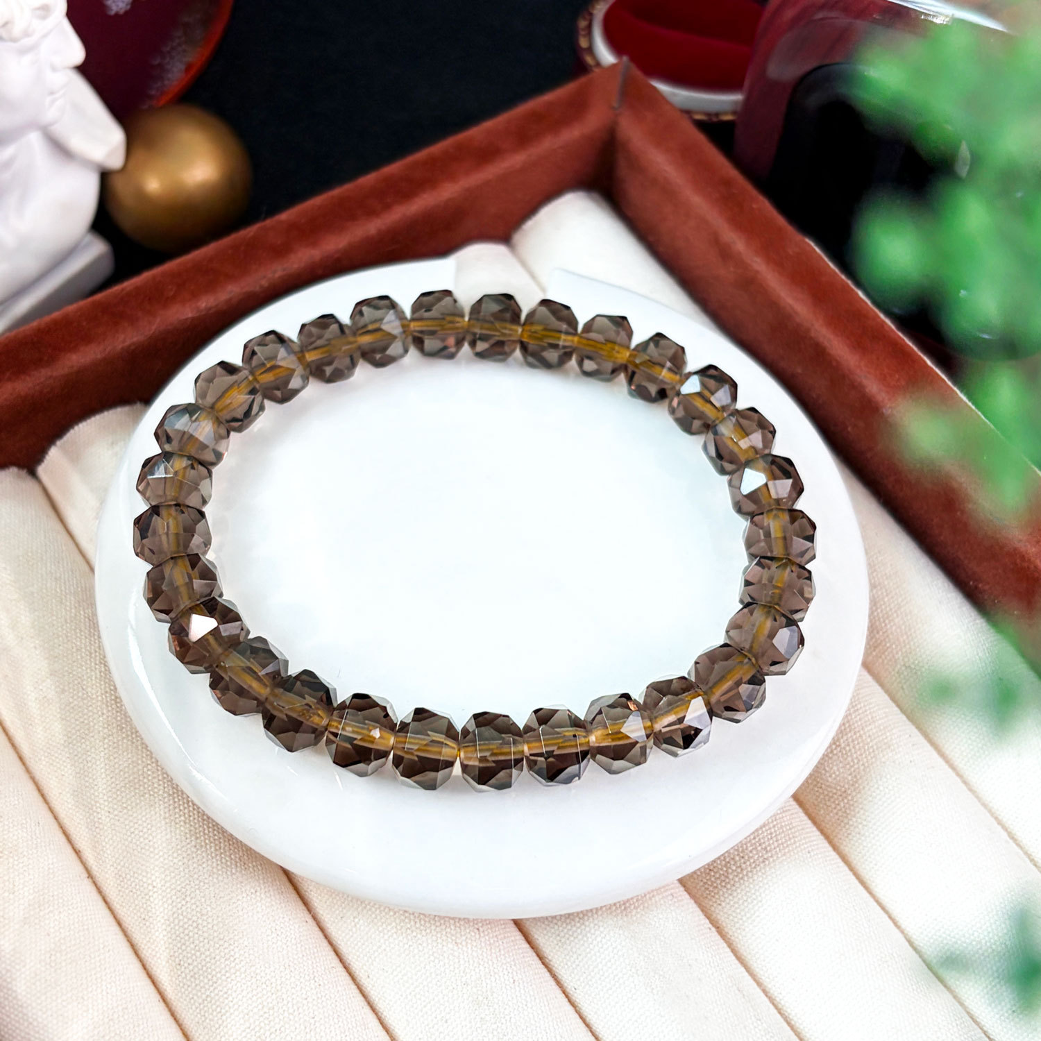 21 Oct - 7mm-8mm Smoky Stacked Bead Cutting Bracelet