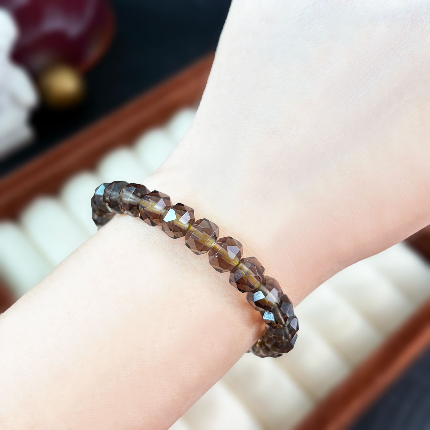 21 Oct - 7mm-8mm Smoky Stacked Bead Cutting Bracelet