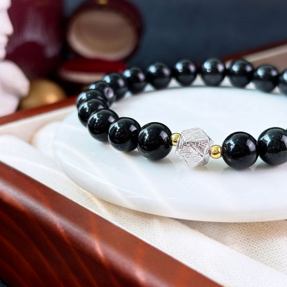 22 Oct - Ferrugibous Quartzite & Altay Meteorite Cube Bracelet