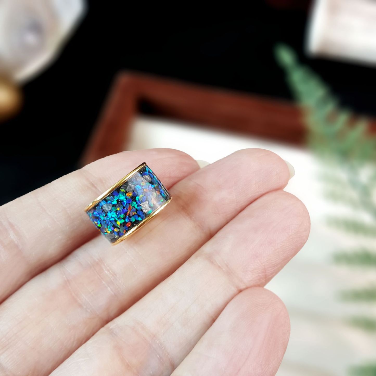 Mixed Ammolite, Opal, Meteorite Passepartout