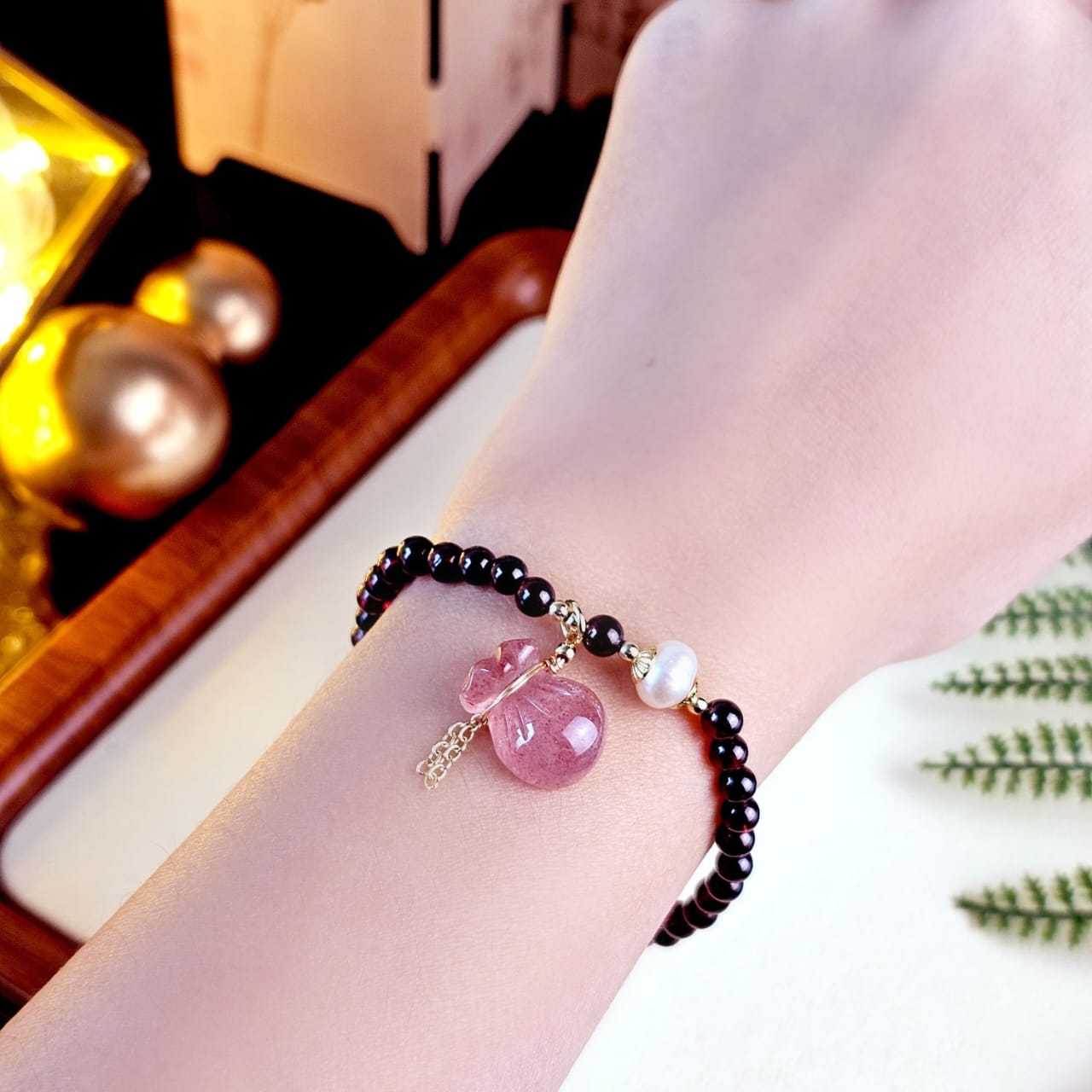 13 Jan - Red Garnet with Strawberry Money Bag Bracelet