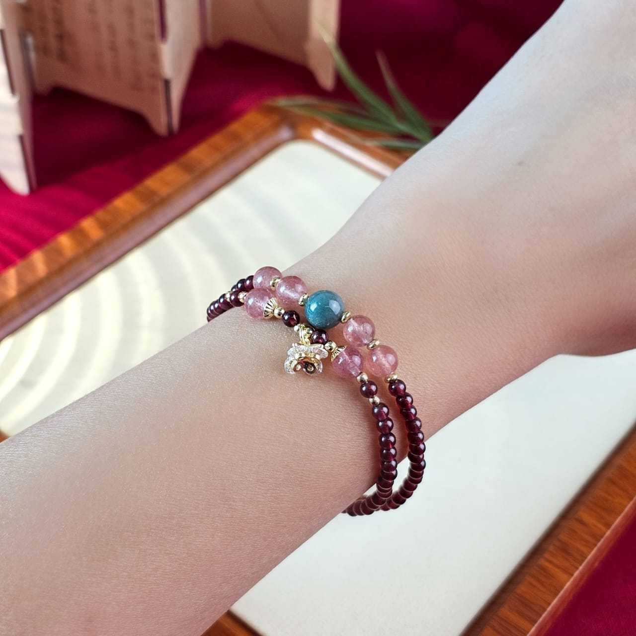 23 Jan - Red Garnet with Strawberry Double Layer Design Bracelet