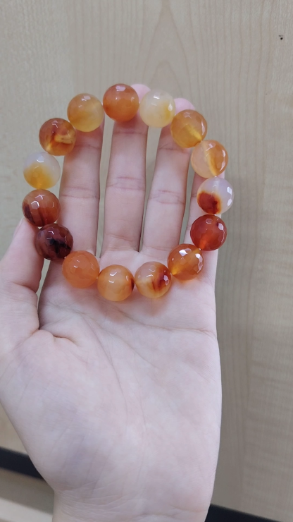 Orange Agate Cutting Bracelet