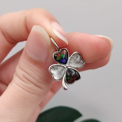 Meteorite and Canada Ammolite Clover Love Stitching Pendant - White Gold