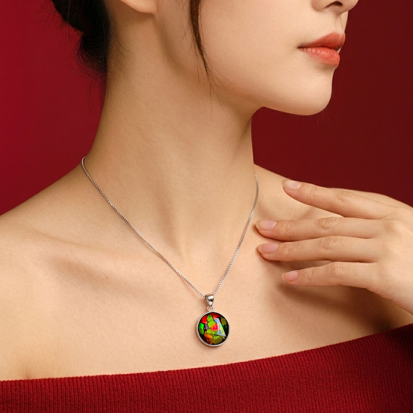 17 Apr - 15mm Ammolite Pendant