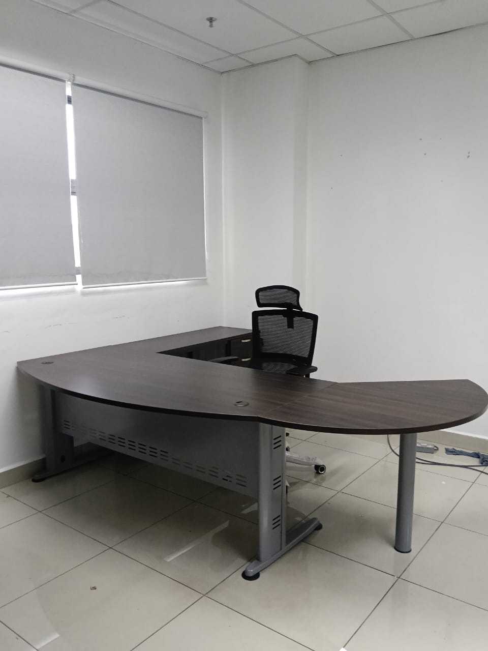 Executive Office Table Set with Combination of Cabinets (Q)