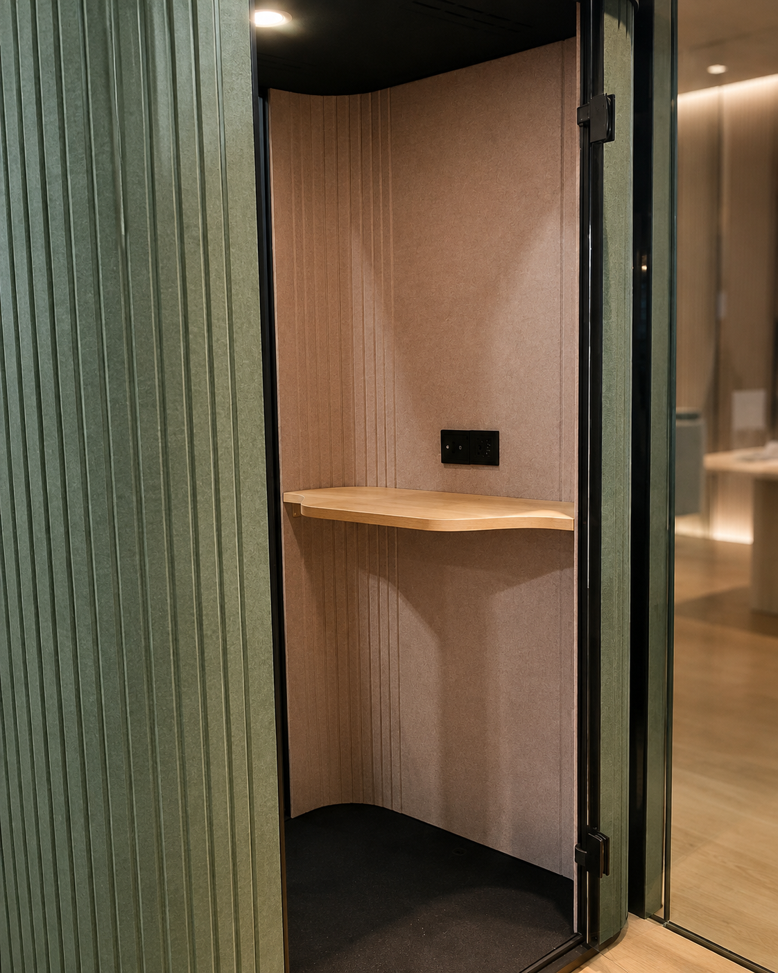 Ace Uno - Modern & Spacious 1 Seater Acoustic Pod Booth