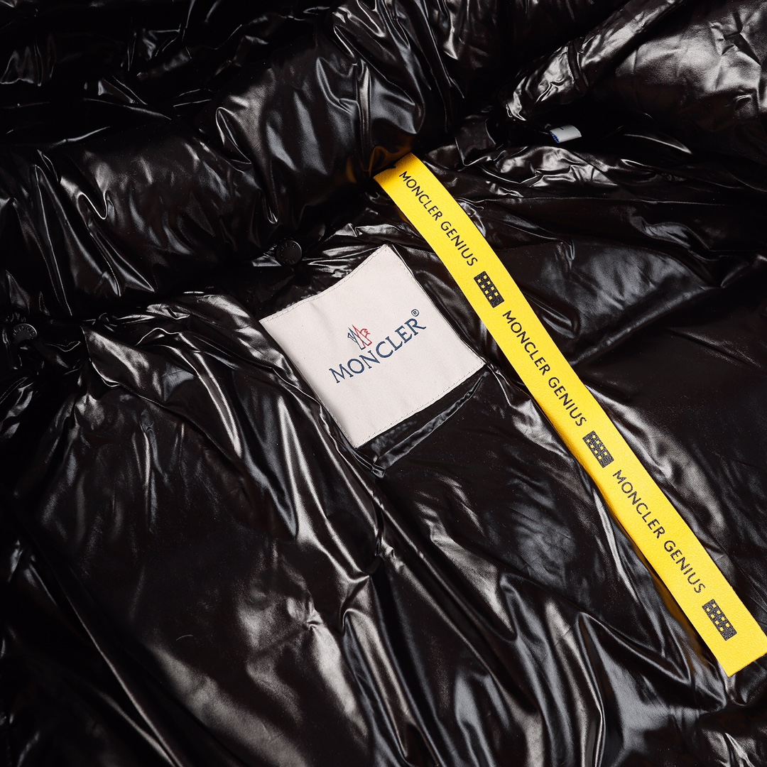 【MONCLER公式 旗艦店】（モンクレール） ダウンジャケット