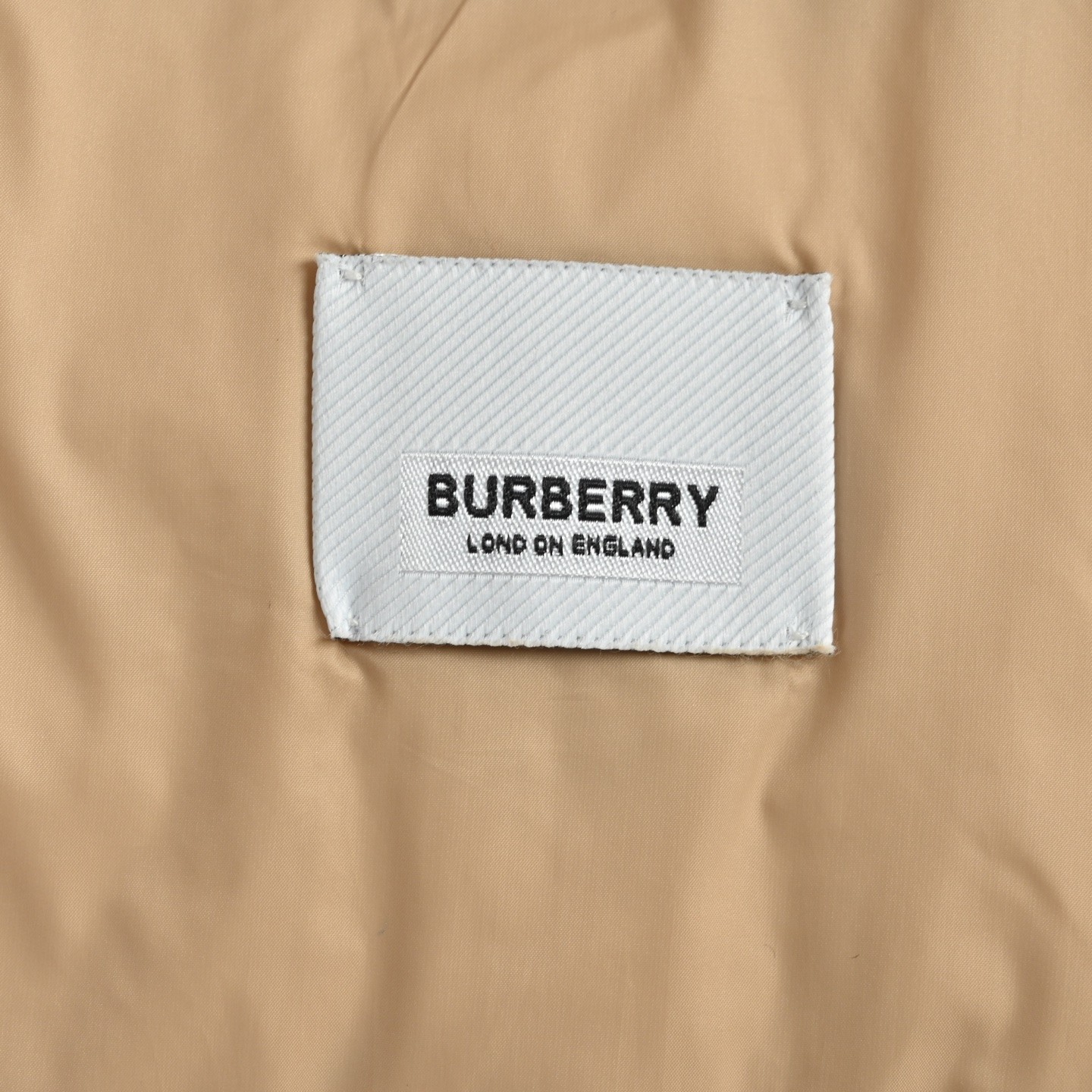 Burberry バーバリー 25FW 新作 格紋 連帽 ダウンジャケット