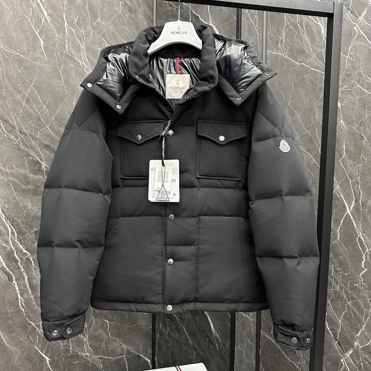 Moncler モンクレール P430 2025秋冬新作カジュアルファッションダウンジャケット ブラック