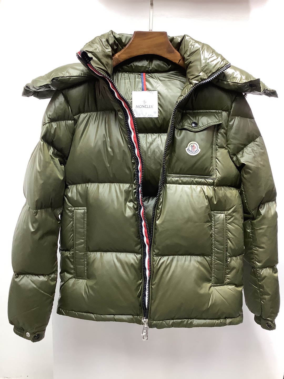 {MONCLER モンクレール MONTBELIARD モンベリアル メンズ ダウンジャケット ネイビー }