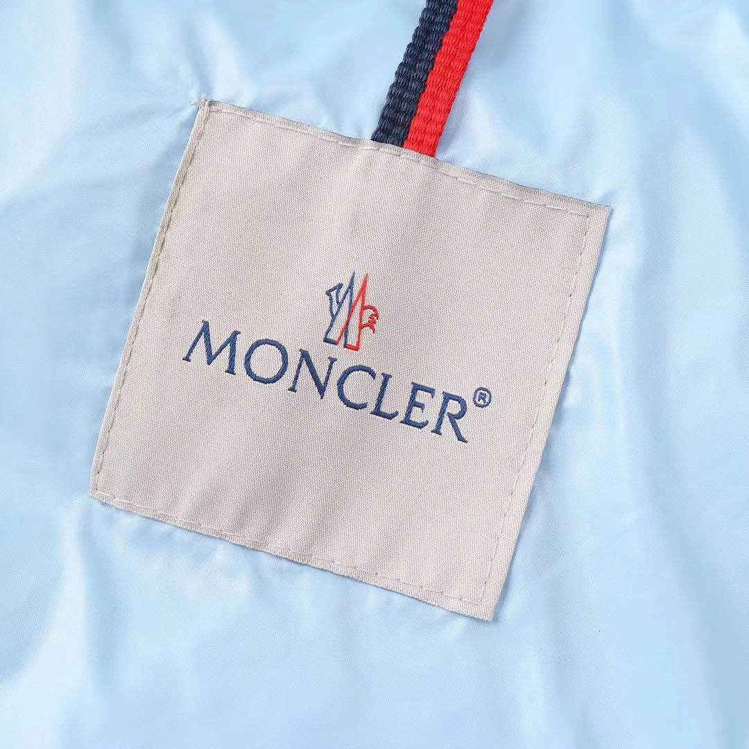 {MONCLER モンクレール MONTBELIARD モンベリアル メンズ ダウンジャケット ネイビー }