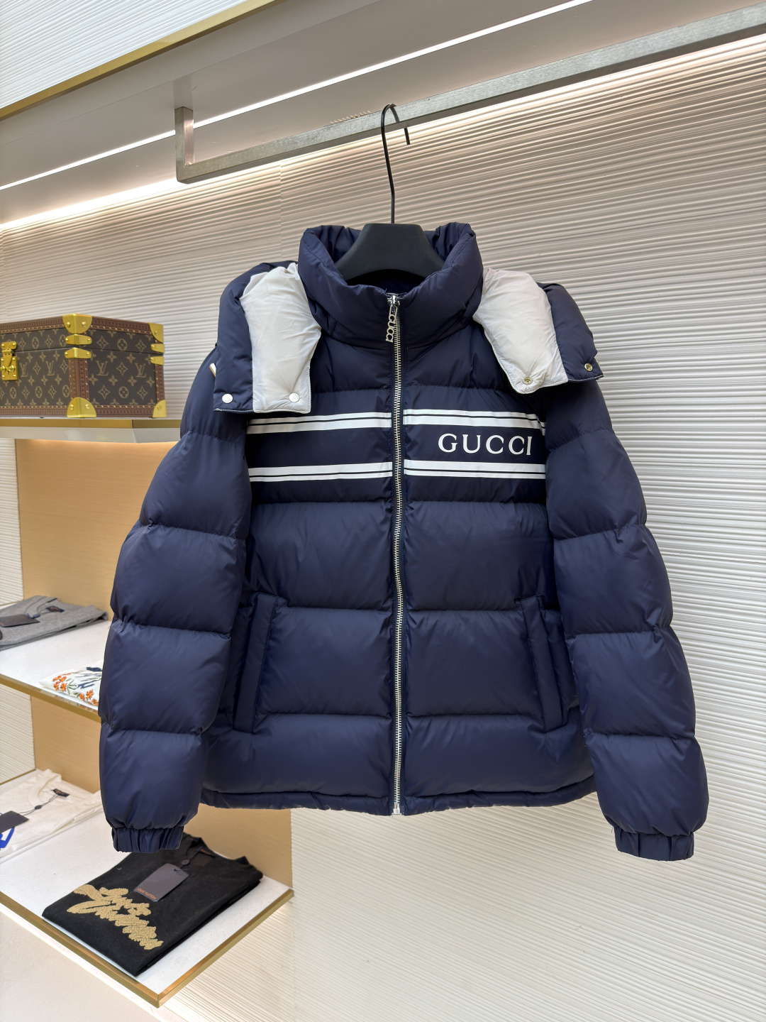 GUCCI  秋冬暖か服 グッチ ダウンジャケット アウター