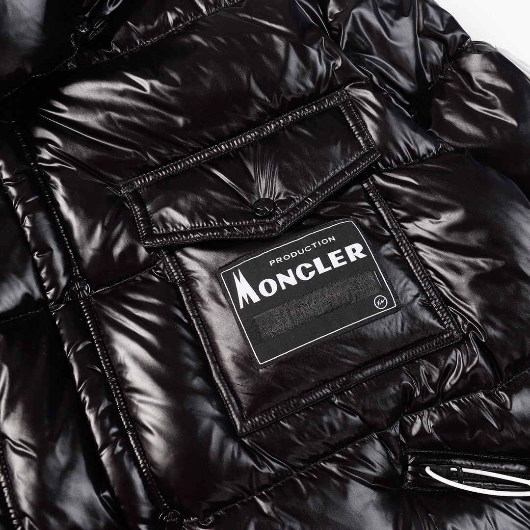 【MONCLER公式 旗艦店】（モンクレール） ダウンジャケット