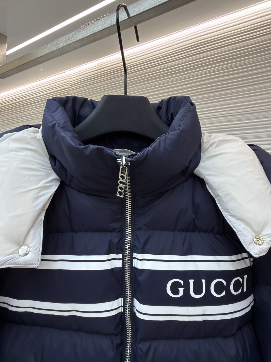 GUCCI  秋冬暖か服 グッチ ダウンジャケット アウター